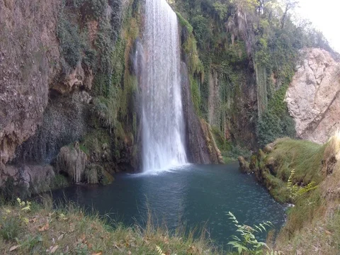 WaterFall in summer 库存影片 80091930