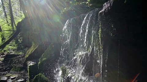 Waterfall in the sun Video stock 98756820