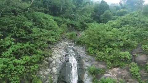 Waterfall view Stockbeeldmateriaal 231412111