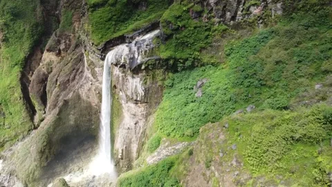 Waterfall view in rinjani mountain Stock Footage 207946378