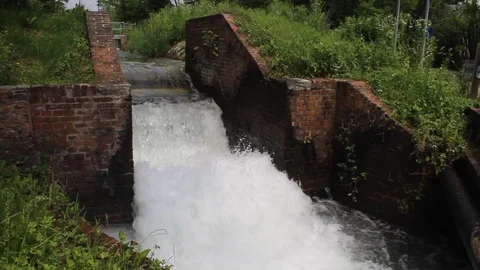 Waterfall water in the park Video stock 99786623