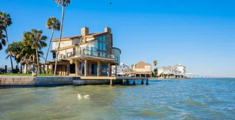 Waterfront homes Stock Photos