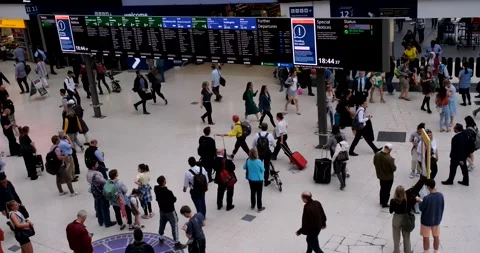 Waterloo the day before the railways strike Stock Footage 205521802