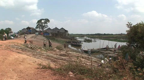 Waterside village Video stock 536090