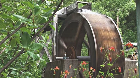 Waterwheel 1b slow Video stock 7738672