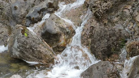 Watyerfall close up Stock Footage 153671296