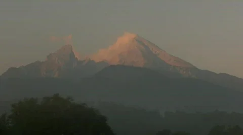 Watzmann sunrise Stock Footage 829636