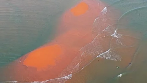 Wave and beach in slow motion Stock-Footage 322961869