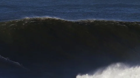 Wave breaking 3 Stock Footage