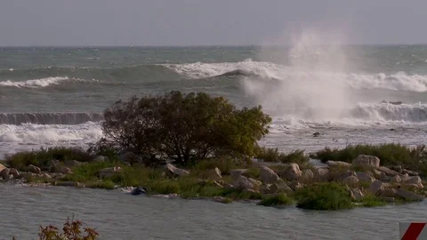 Wave breaking, Vídeos de archivo 73548836