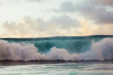 Wave breaking at Rocky Point, North Shore, Oahu, Hawaii, USA Stock Photos