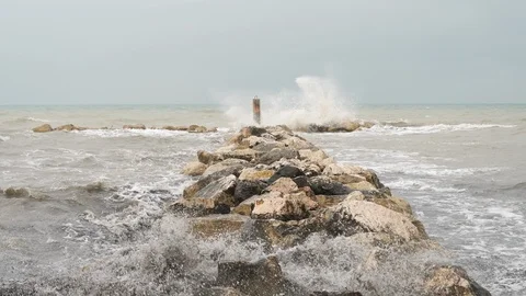 Wave crushing coast Stock Footage 86192551