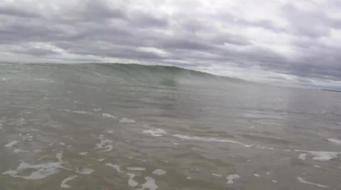 Wave 库存影片 6595291