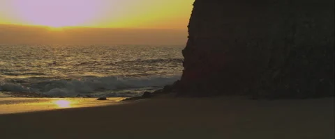 Wave hits the beach, anamorphic Stock Footage 46038456