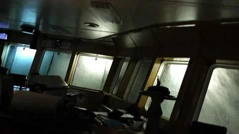 Wave Hitting Ship's Bridge Stockbeeldmateriaal 146192362