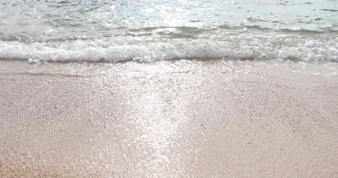 The wave runs to the beach Video stock 101184381