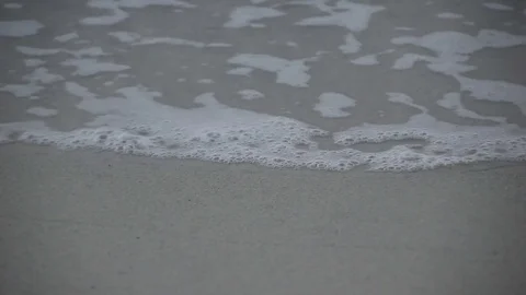 Wave on the sand beach Video stock 81631182