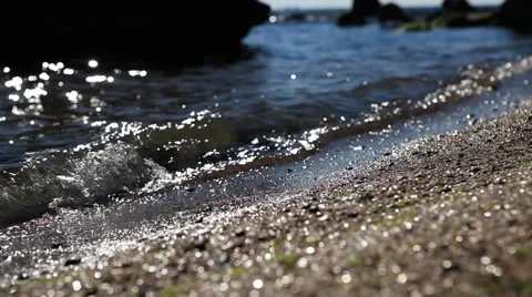 Wave of the sea on the sandy beach Stock-Footage 39645406