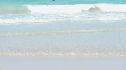 Wave sea slow motion on sand of beach on summer season 库存影片 237387395