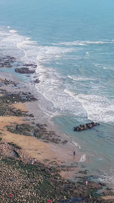 Wave in slow motion Stock-Footage 322906582