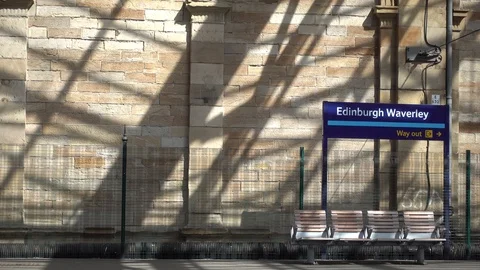 Waverley Station Sign on Platform 動画素材 94411192