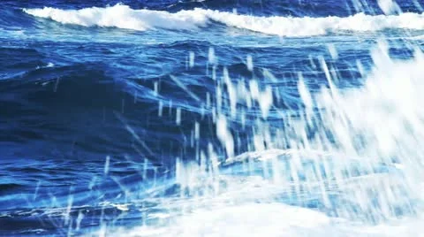 Waves 6 Stock-Footage 11615283