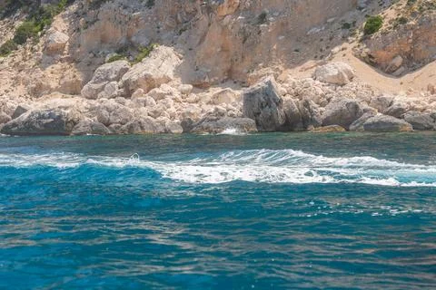 Waves Against Rocks Foto stock