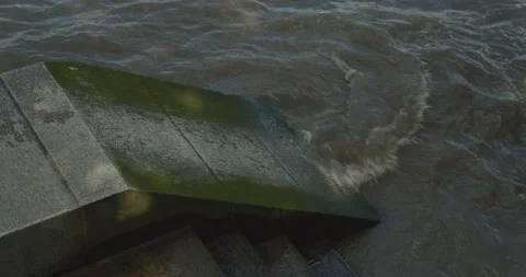 Waves and Steps 3 | Close | 4k 動画素材 144011434