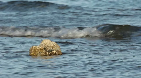 Waves and stone. 60 seconds 스톡 동영상 46841557