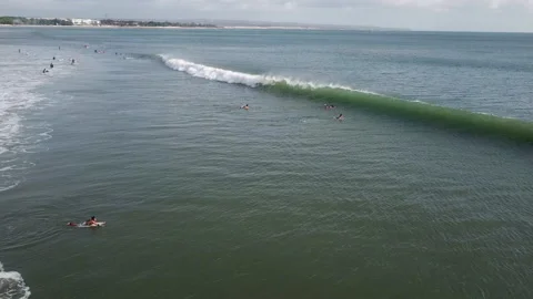 Waves and surfing in bali Stock-Footage 140399865