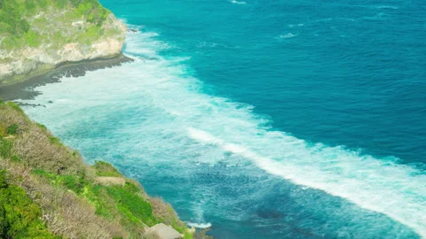 The waves are coming ashore. 4K. Time lapse Stock Footage 115488159