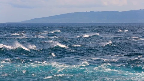 The waves are perpendicular to the shore Stock Footage 105874633