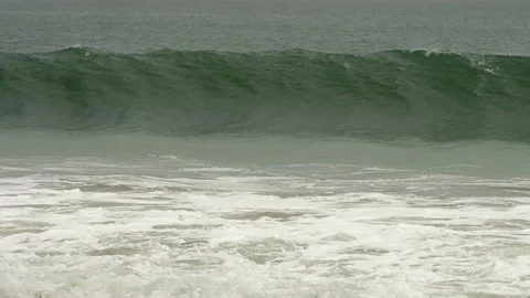 Waves on beach 3 9351 스톡 동영상 93326761