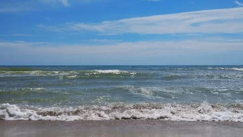 Waves on the beach Stock-Footage 79074623