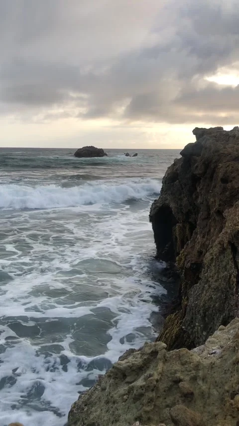 The waves in the beach Stock Footage 264500618