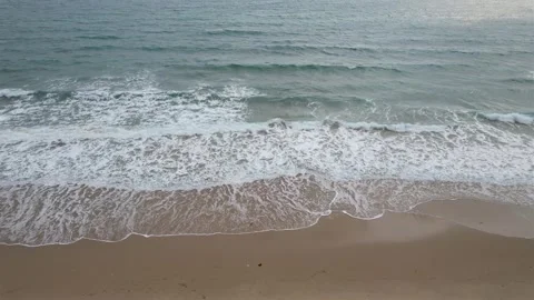 Waves on the beach, waves on the sea Stock-Footage 305819500