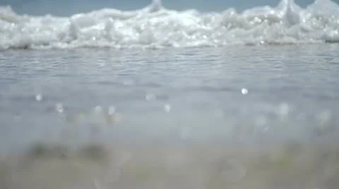 The waves beat against the beach Video stock 22159315