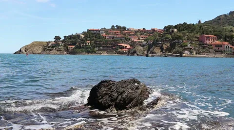 Waves break on the beach in Collioure HD Stock Footage 39502420