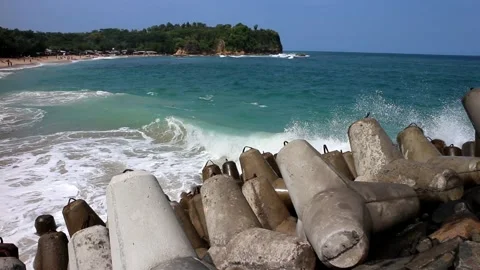 Waves breaker in the beach 動画素材 208630706