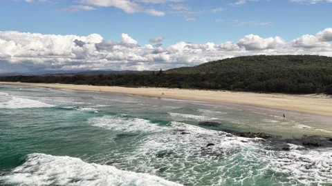 Waves Breaking Over The Reef At Hastings Point, New South Wales Vídeos de archivo 347137849