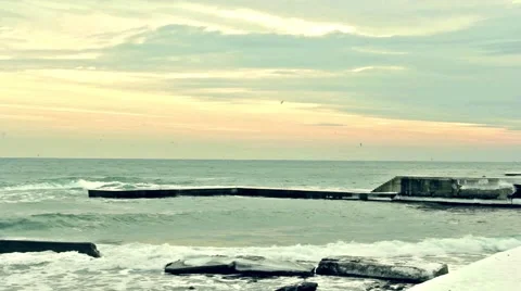 Waves breaking on the pier Video stock 55425163
