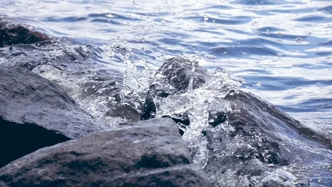 Waves breaking on shore. 스톡 동영상 98235726