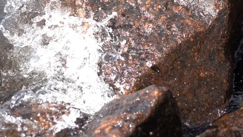 Waves breaking on shore. 스톡 동영상 98407308