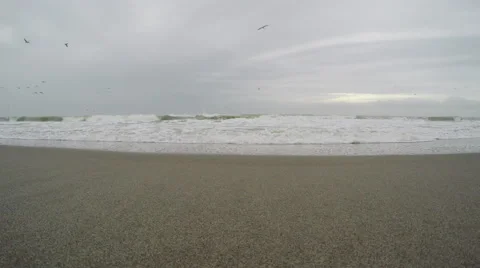 Waves coming into shore Stock Footage 62728054