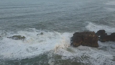 Waves crash against the rocks. An iconic place on the Atlantic coast Stock Footage 129695341