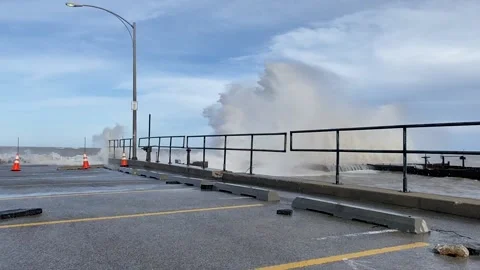 Waves Crashing Along Lake Michigan's Illinois Shore Stock Footage 150603984