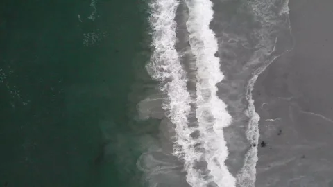 Waves Crashing on the Beach from Drone 3 Video stock 106493336