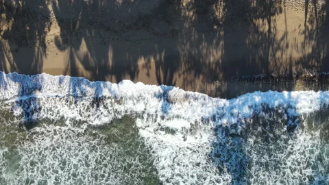 Waves crashing on Beach Stock Footage 171239862