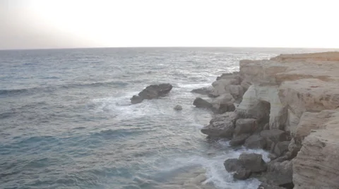 Waves crashing into the coast Stock-Footage 54256101