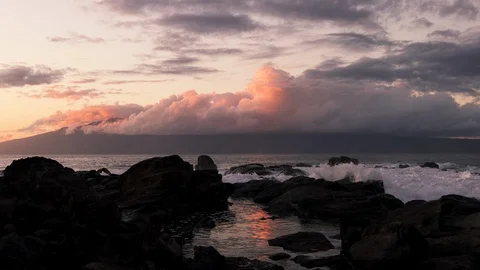Waves Crashing Over Rocks At Sunset 스톡 동영상 120478729